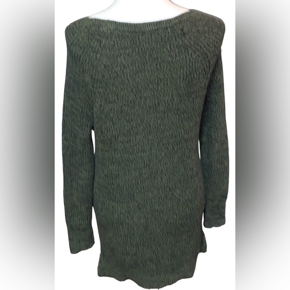 NWOT Victoria’s Secret Olive Green Long Sleeve Knit Crochet Tunic Sweater SMALL - Picture 8 of 16